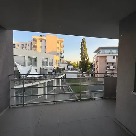 Apartment Wojskowa 3 *
