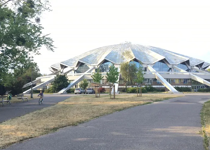 Wojskowa 3 * Poznań