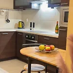 Apartament Wojskowa 3 *